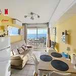 T2 Terrasse Vue Panoramique, Piscine, Parking, Wifi, 2 Tv Connectees, Netflix, Clim, Ascenseur, Barbecue Apartmán *