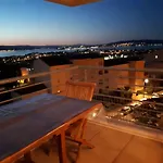T2 Terrasse Vue Panoramique, Piscine, Parking, Wifi, 2 Tv Connectees, Netflix, Clim, Ascenseur, Barbecue Apartmán Sète