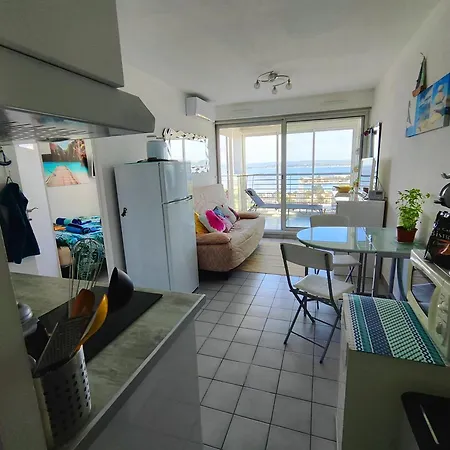 Apartment T2 Panoramic View: Pool, Parking & Smart Tv Retreat Sete