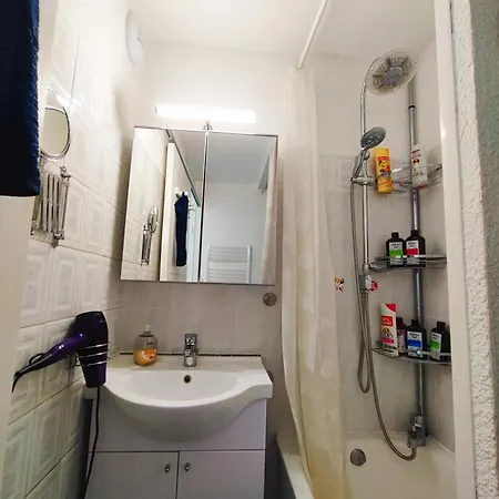 Apartment T2 Panoramic View: Pool, Parking & Smart Tv Retreat Sete