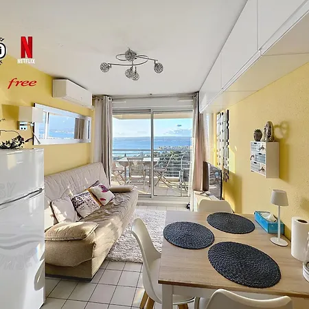 T2 Terrasse Vue Panoramique, Piscine, Parking, Wifi, 2 Tv Connectees, Netflix, Clim, Ascenseur, Barbecue Apartmán *