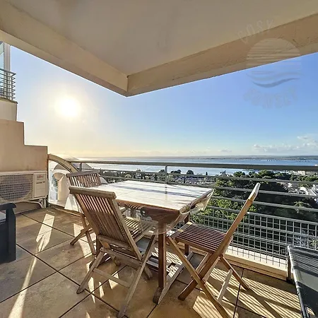 T2 Terrasse Vue Panoramique, Piscine, Parking, Wifi, 2 Tv Connectees, Netflix, Clim, Ascenseur, Barbecue Sète